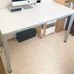 120×60㎝のデスク白　パソコンデスク