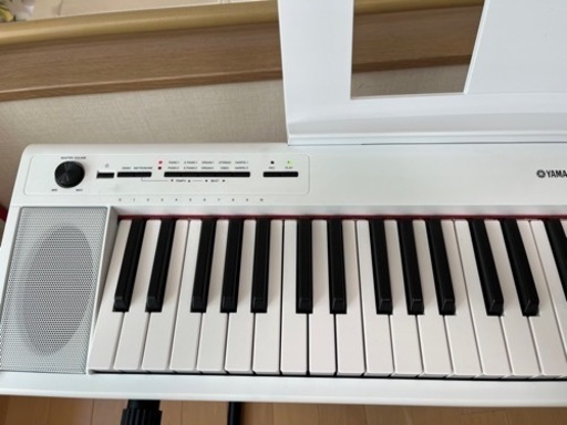 終了】YAMAHA piaggero（ピアジェーロ） NP-12 WH スタンド付 - 鍵盤 