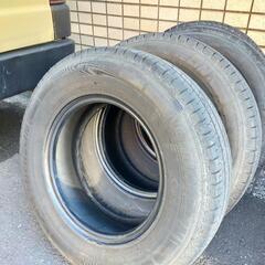 ﾐｼｭﾗﾝ AGILIS 195/80R15LT 107/105...