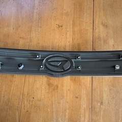 L375S タントカスタム　ボンネットガーニッシュトリム　中古