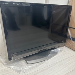 SHARP製　液晶テレビ32型　　Blu-ray内蔵　2011年...