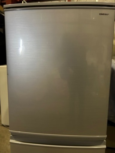 【格安】 SHARP 137L 2ドア冷蔵庫 2018年製SJ-D14D-S