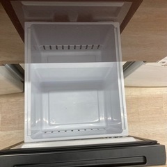 Hisense(ハイセンス)の２ドア冷蔵庫　HR‐G13A‐BRのご紹介です。