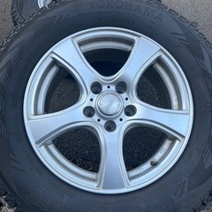 YOKOHAMAスタッドレスタイヤ、ホイールセット　215/70R16 G075