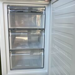 【リサイクルショップ　ピカソ　小松原】ハイアール Haier 218L 右開き 冷凍冷蔵庫 2ドア Haier Global Series ホワイト 2018年製 JR-NF218A★5734★