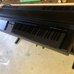 電子ピアノ Clavinova CLP300