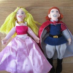 ディズニー　人形　オーロラ姫とフィリップ王子のセット