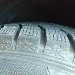 値下げします スタッドレスタイヤ　ホイール　トヨタCーHRで使用