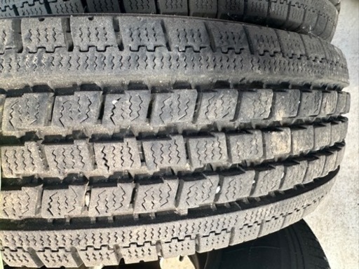 キャンター1.5トンで使用してたスタッドレス 185/80/14 6本