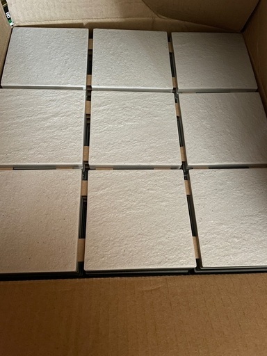 100角タイル新品未使用！