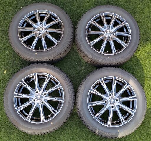 スタッドレスタイヤ(受け渡し予定者決定済) (もりじぃ) 坂部のタイヤ  