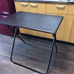 [無料] 折りたたみ式テーブル茶色