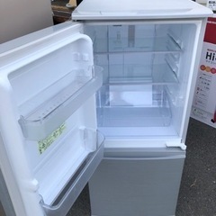北九州市内配送無料 保証付き 2018年製SHARP SJ-D14D-S [冷蔵庫 (137L・