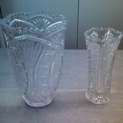 C-10　ガラス花瓶　2種類