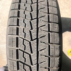 値下げしました‼️YOKOHAMAスタッドレスタイヤ４本（バリ山）