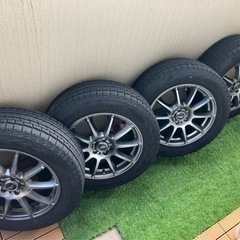 スタッドレス4本 受け渡し者決まりました