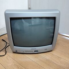 ORION 14型ブラウン管テレビと船井電機DVD/VHSデッキ