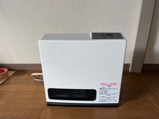 リンナイ　ガスファンヒーター　RC-N206E