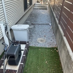 化粧砂利　１１平米分、３０キロごと小売可能、近県配送可能