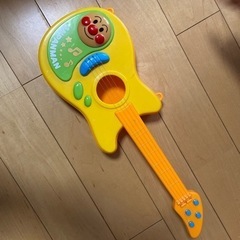 おもちゃ　ギター　アンパンマン