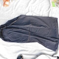 値下げ。格安中古仮装衣装応援団長服　学生服・長乱服・長らん・長ラン上着とラッパズボンの上下セット、上着ウール・サイズＬ、学ラン上下。フリーサイズ。ほぼ未使用品。洗濯出来ます。先着４着セット限り。  　