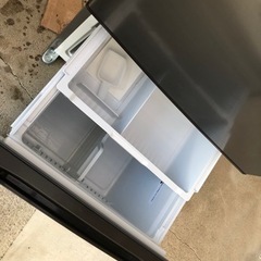 さらに値下げしました。冷蔵庫　３６０リットル　半年未満使用