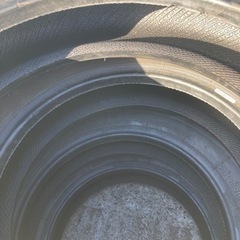 美品バリ山スタッドレス4本！22年製195/80R15CナンカンSNC-1