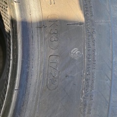 美品バリ山スタッドレス4本！22年製195/80R15CナンカンSNC-1