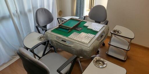 【値下げしました】麻雀卓セット【価格応談可】