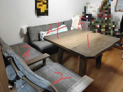 ダイニングテーブル、椅子、ソファ