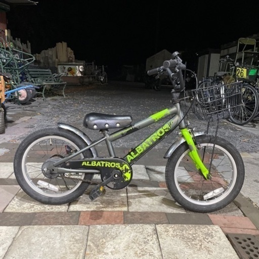 【4033】幼児車　16インチ　6,100円（防犯・税込）
