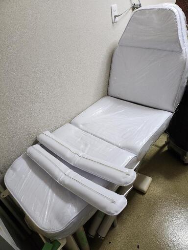 激安　エステベッド　美品　未使用