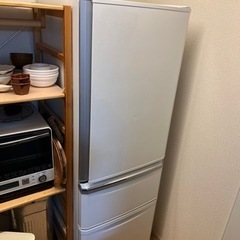 三菱　冷凍冷蔵庫MR-C37D -W