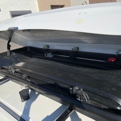 受け渡し予定済みとなっております。INNO WEDGE 660 ルーフボックス
