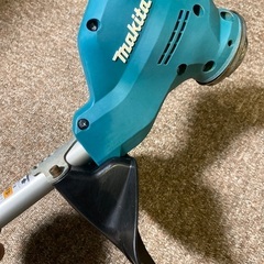 マキタ充電式草刈機14.4v