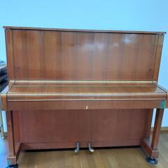 お安くなりました！古いけれど希少な木目アップライトピアノ