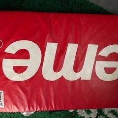 supreme 2つおりジムマット