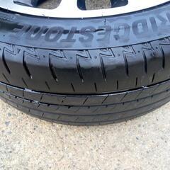 まだまだあります プリウス　18インチ　サマータイヤ4本セット