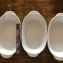 グラタン皿　丼鉢3種