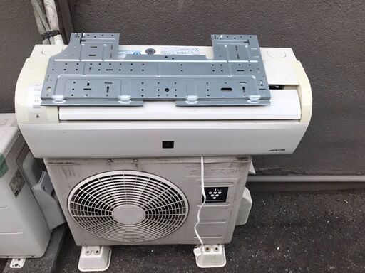 エアコン2011年製　シャープAC-221FD-W　12/19まで！！（多少の値下げ可）