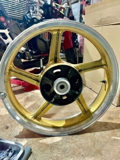ゼファー400 ホイール前後 ベアリング付き（売却済）
