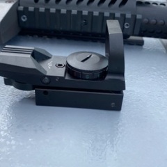 東京マルイ　P90+ドットサイトセット