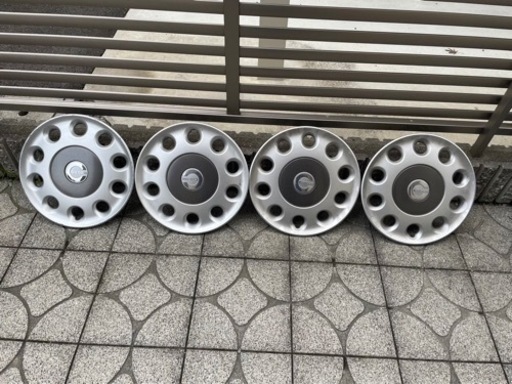 ダイハツココア純正ホイールキャップ