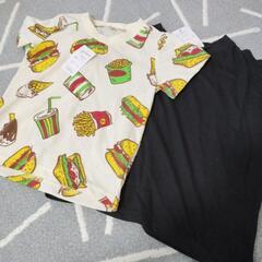 新品タグ付き☆ハンバーガー柄の可愛いTシャツと黒の無地2枚セット...