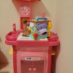 ピンクのキッチン&知育玩具