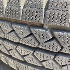 ハイエース　スタッドレス　ブリザック　純正サイズ