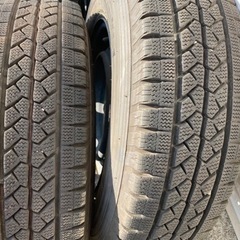 ハイエース　スタッドレス　ブリザック　純正サイズ