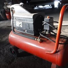 Snapon　エアコンプレッサー Snapon エアコンプレッサー