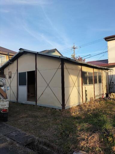 ［商談中]プレハブ小屋、売ります。