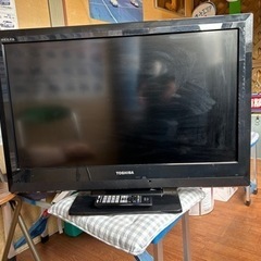 TOSHIBAレグザ 32インチTV